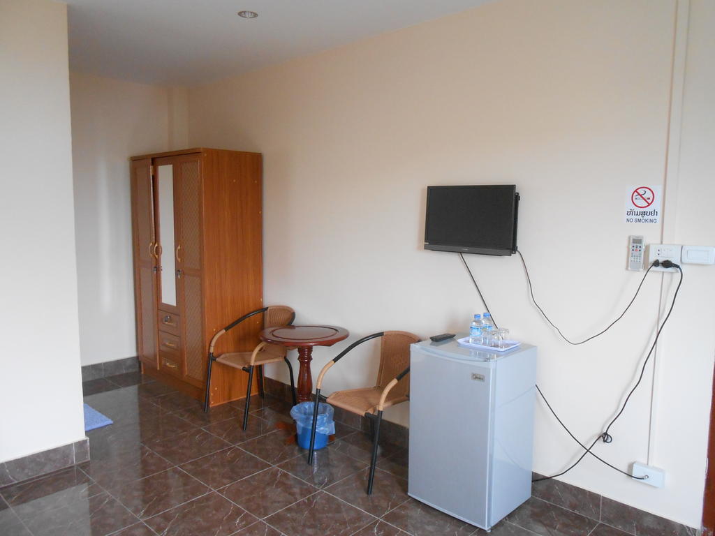 Bayern Guesthouse Ban Nongdouang Oda fotoğraf